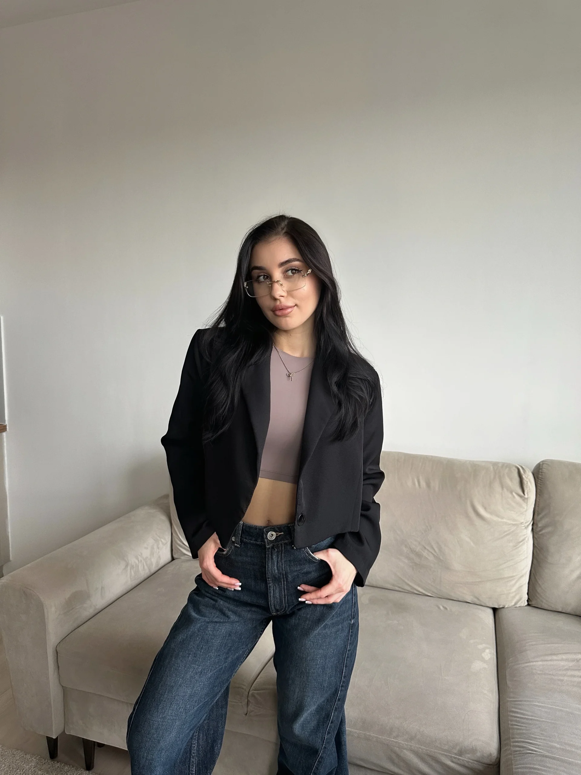 Marynarka krótka w kolorze czarnym